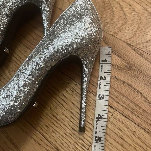 NWOT SCHUTZ‎ SILVER PUMPS SIZE 8 B - Picture 4 of 5